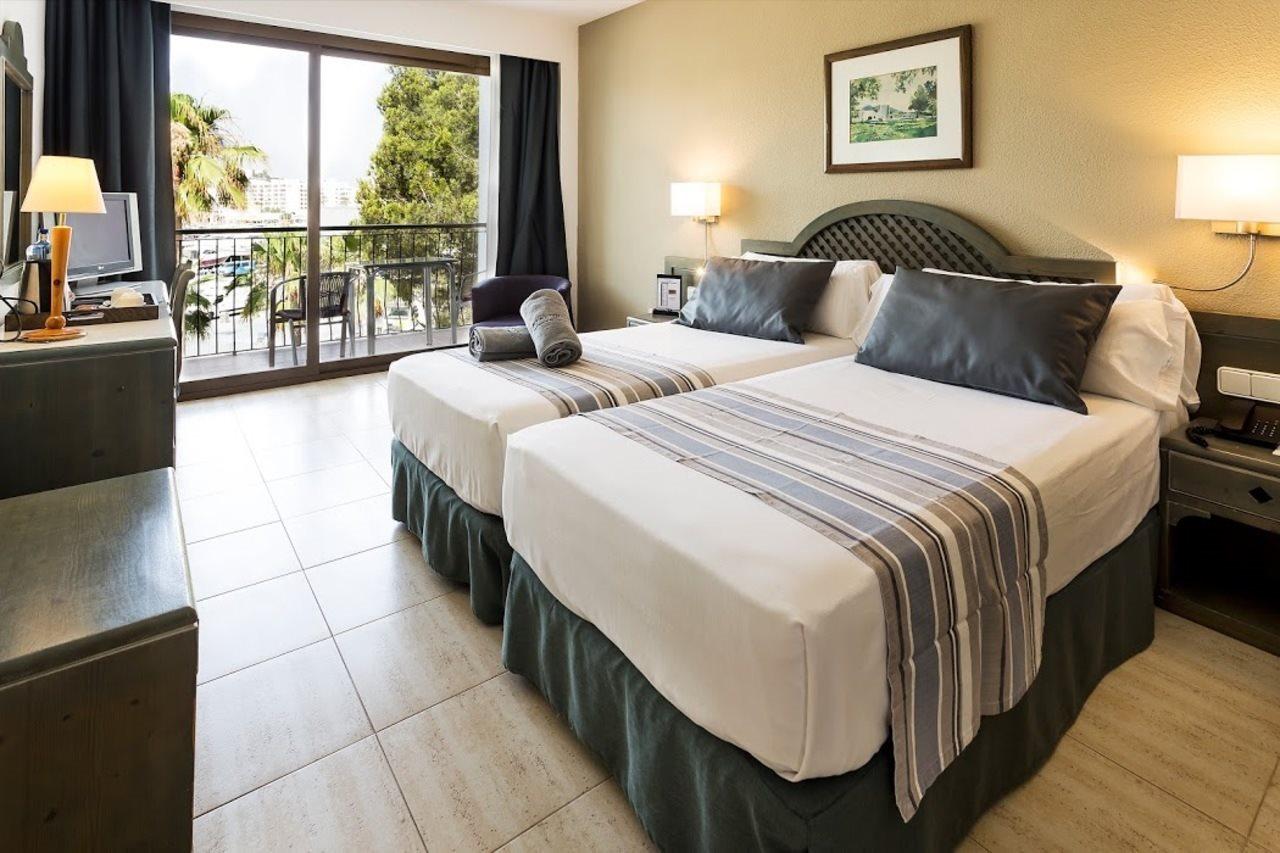 Hotel Catalonia Ses Estaques - Adults Only Santa Eularia des Riu Zewnętrze zdjęcie