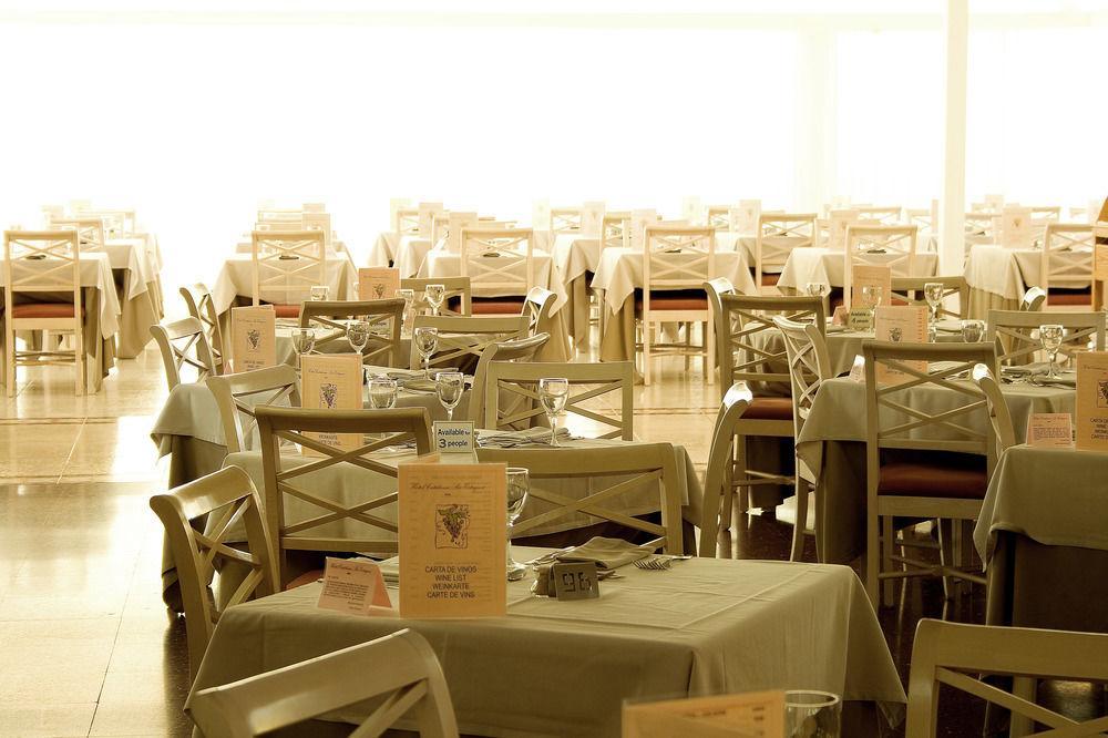 Hotel Catalonia Ses Estaques - Adults Only Santa Eularia des Riu Zewnętrze zdjęcie