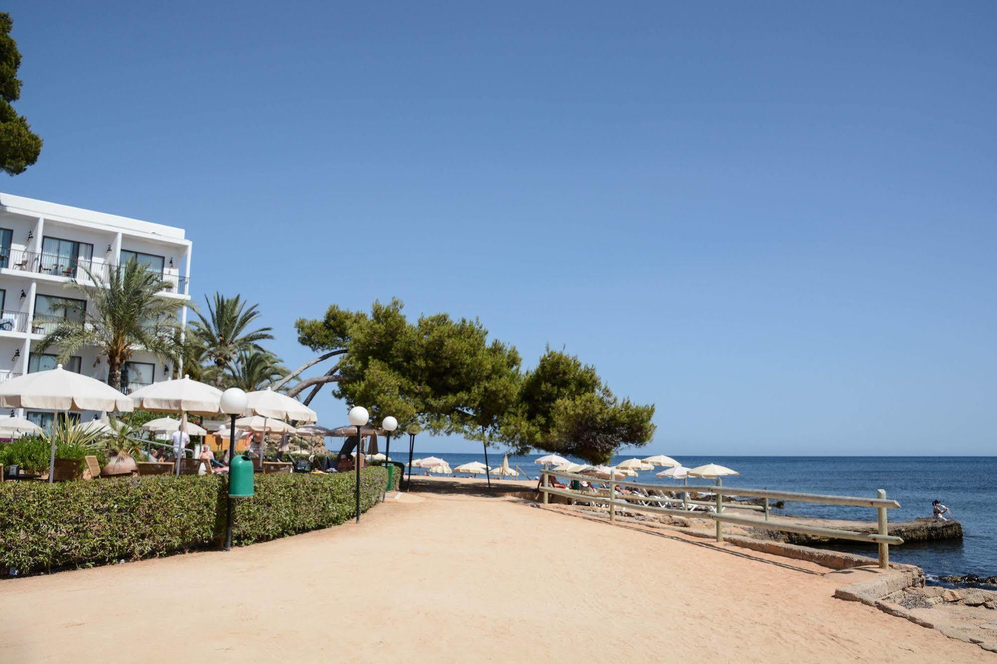 Hotel Catalonia Ses Estaques - Adults Only Santa Eularia des Riu Zewnętrze zdjęcie