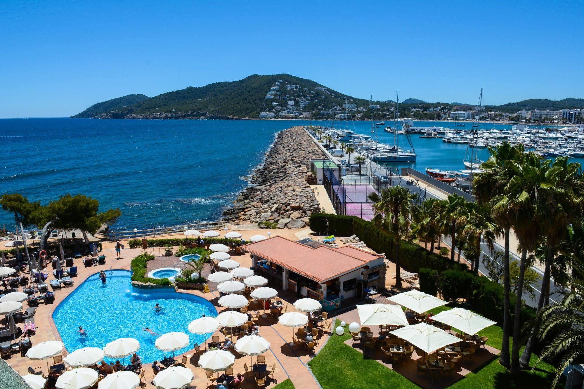 Hotel Catalonia Ses Estaques - Adults Only Santa Eularia des Riu Zewnętrze zdjęcie