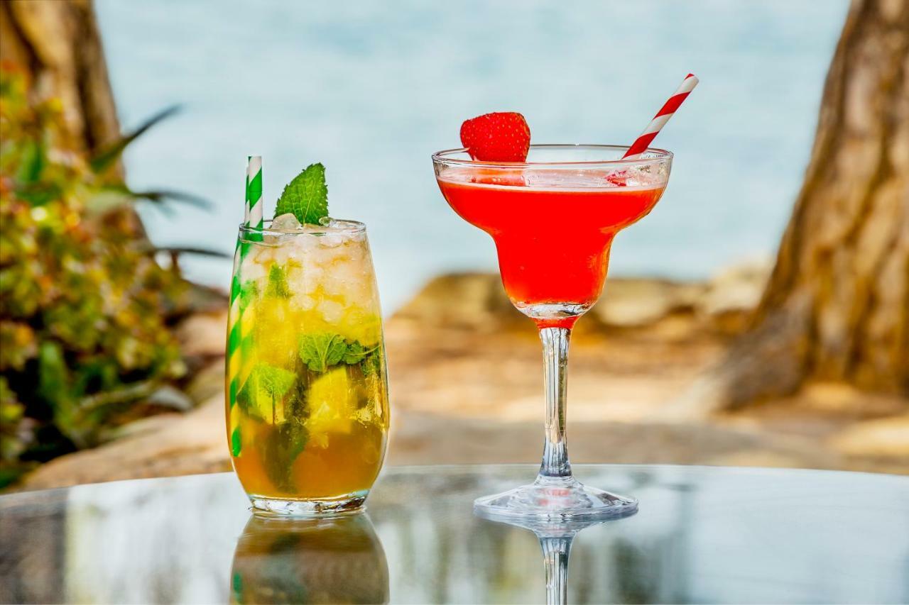 Hotel Catalonia Ses Estaques - Adults Only Santa Eularia des Riu Zewnętrze zdjęcie