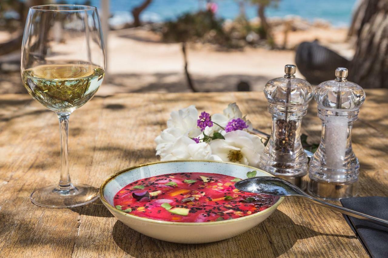 Hotel Catalonia Ses Estaques - Adults Only Santa Eularia des Riu Zewnętrze zdjęcie